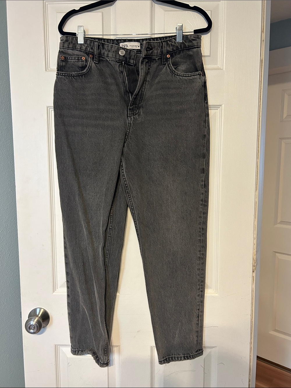Zara Black 90s Mom Jean